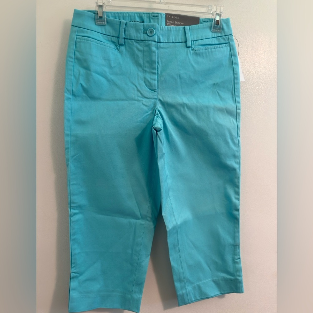 Women’s Capri Pants Size 4P